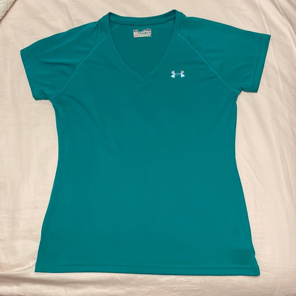 Under Armour V-neck Tshirt